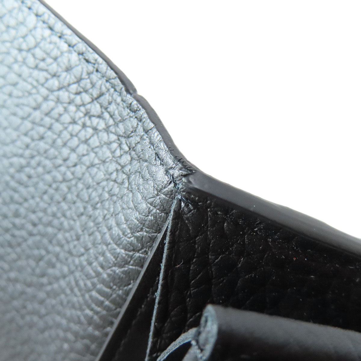 LOUIS VUITTON ルイヴィトン M64551 ポルトフォイユ・カプシーヌ 長財布（小銭入れあり） トリヨン レディース 中古