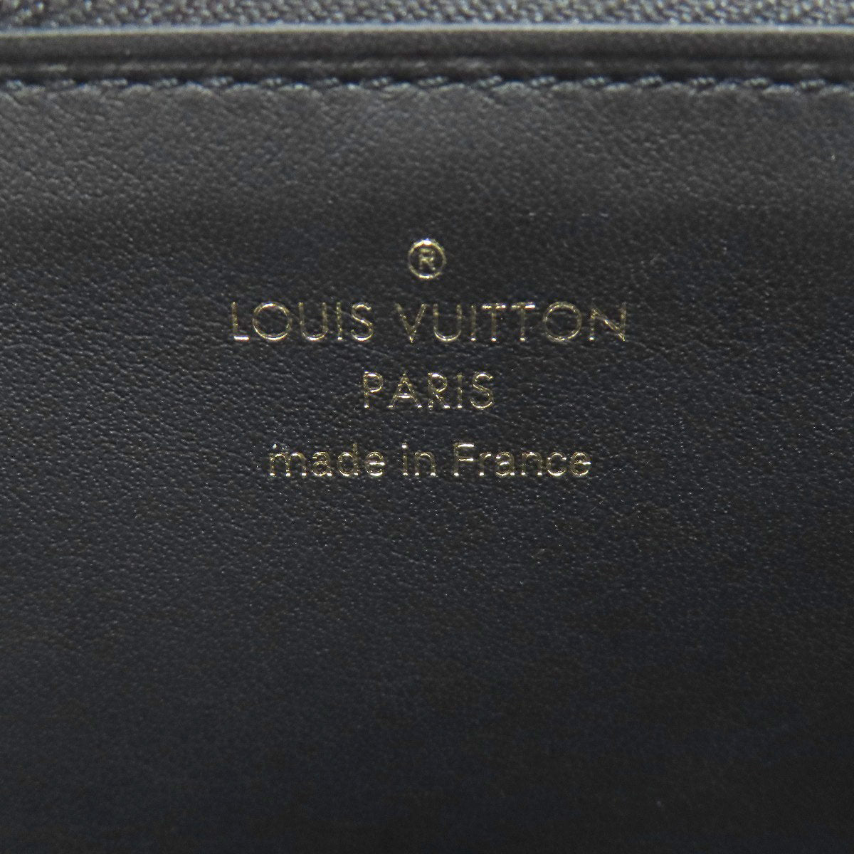 LOUIS VUITTON ルイヴィトン M64551 ポルトフォイユ・カプシーヌ 長財布（小銭入れあり） トリヨン レディース 中古