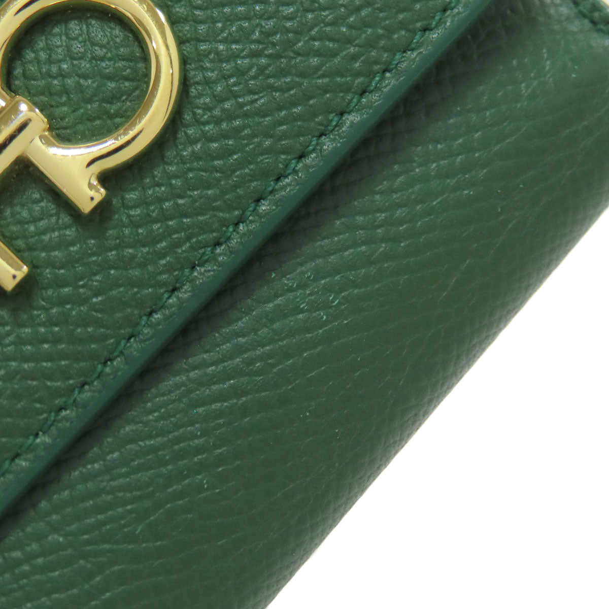 Salvatore Ferragamo サルヴァトーレフェラガモ ガンチーニ金具 二つ折り財布（小銭入れあり） レザー レディース 中古