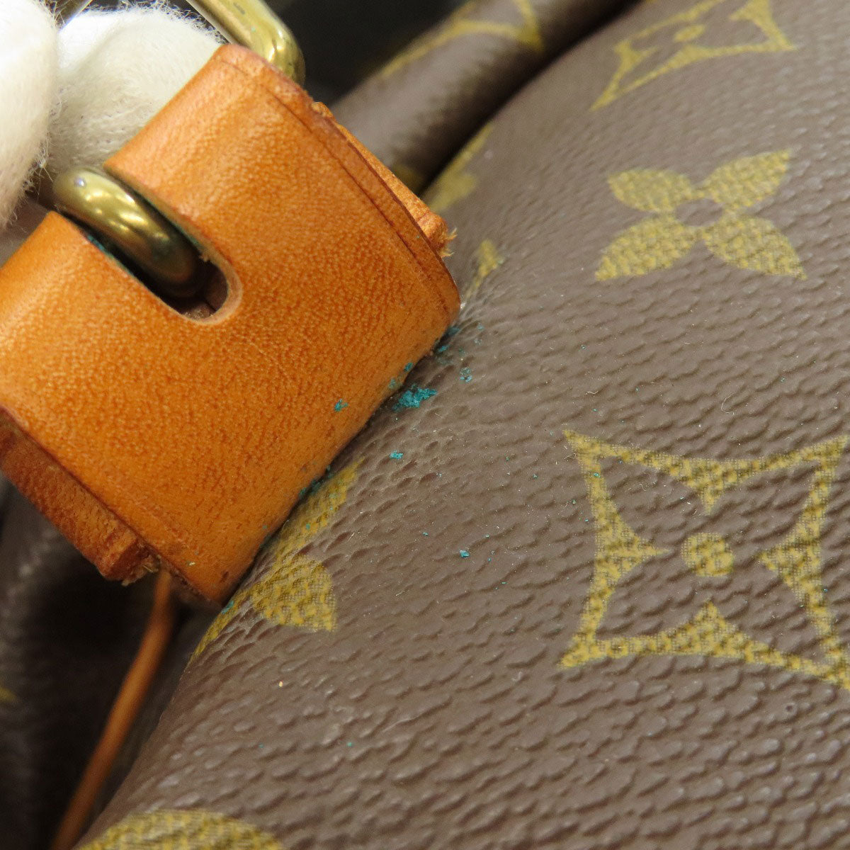 LOUIS VUITTON ルイヴィトン M42252 ソミュールLL ショルダーバッグ モノグラムキャンバス レディース 中古