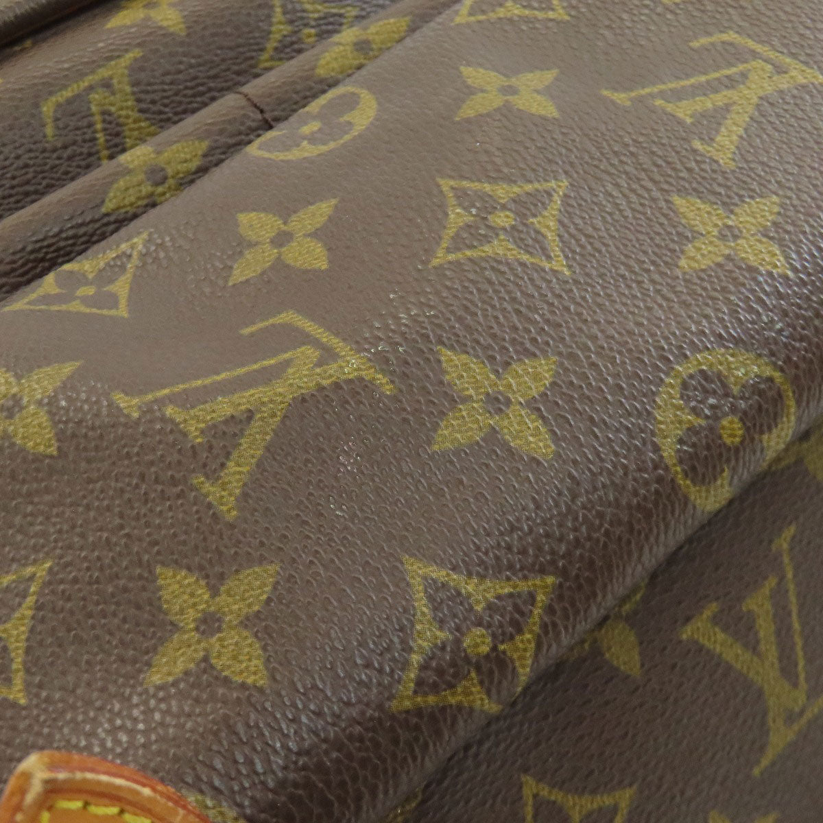 LOUIS VUITTON ルイヴィトン M42252 ソミュールLL ショルダーバッグ モノグラムキャンバス レディース 中古