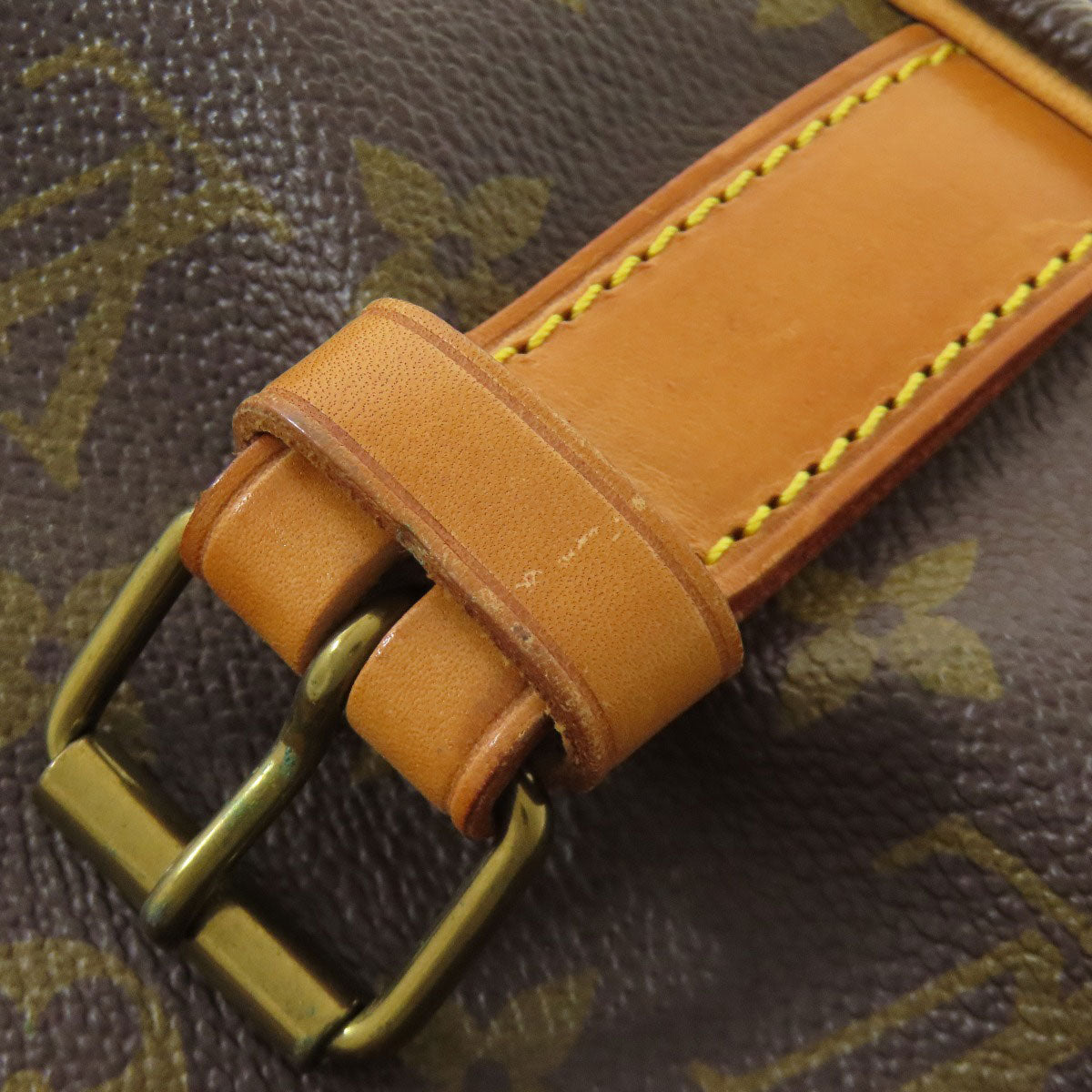 LOUIS VUITTON ルイヴィトン M42254 ソミュール35 ショルダーバッグ モノグラムキャンバス レディース 中古