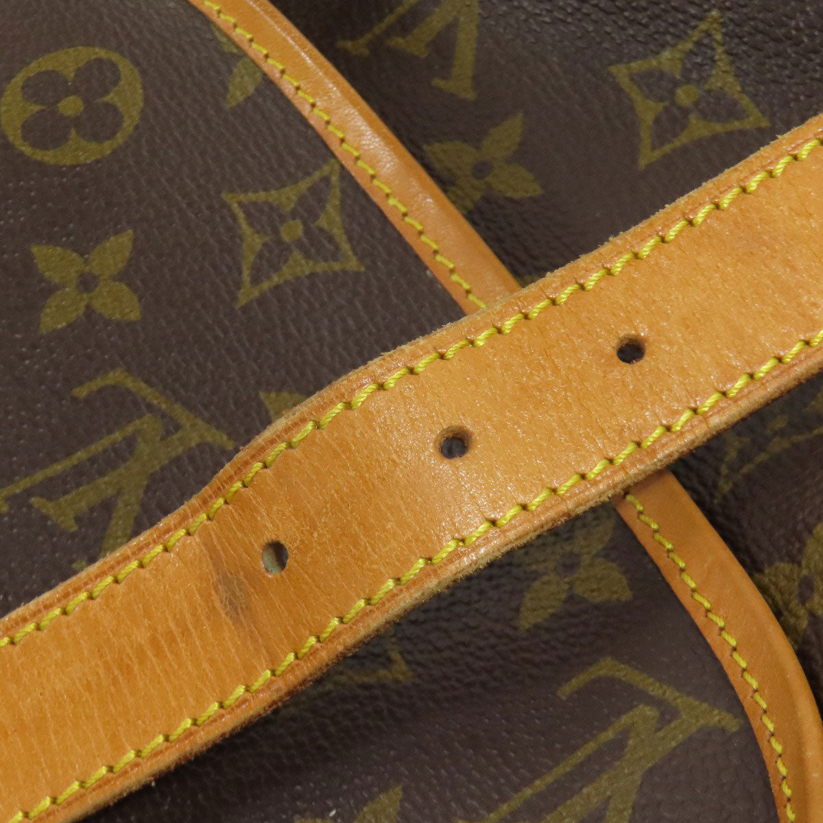 LOUIS VUITTON ルイヴィトン M42254 ソミュール35 ショルダーバッグ モノグラムキャンバス レディース 中古