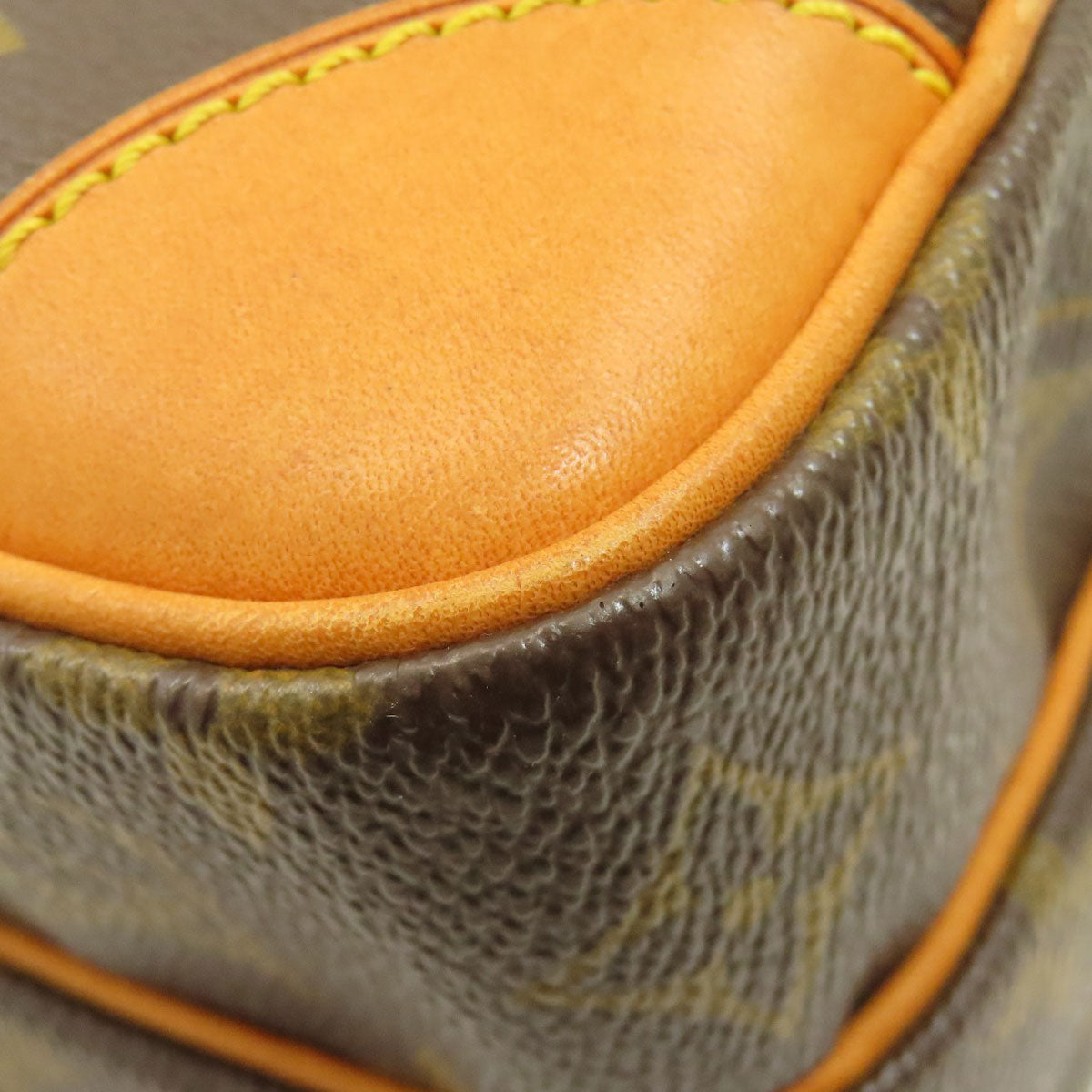 LOUIS VUITTON ルイヴィトン M45236 アマゾン ショルダーバッグ モノグラムキャンバス レディース 中古