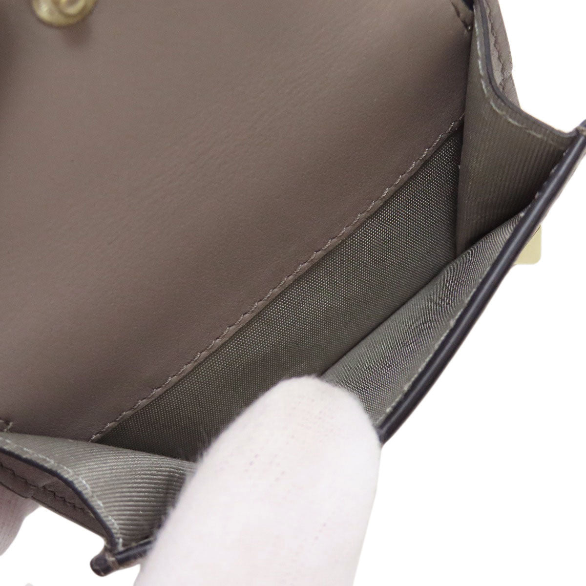 VALENTINO バレンティノ コンパクトウォレット スタッズ 二つ折り財布（小銭入れあり） レザー レディース 中古