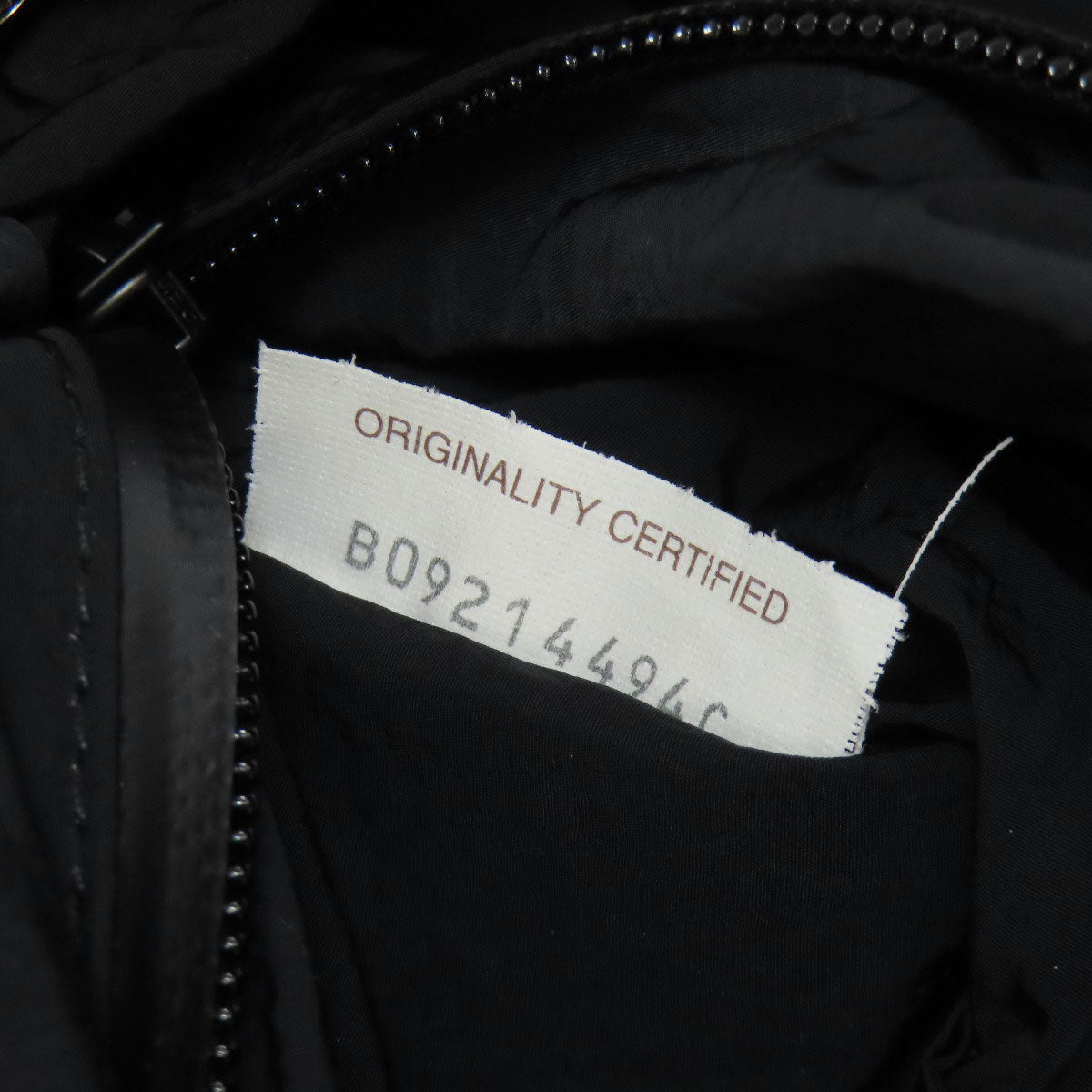 BOTTEGA VENETA ボッテガヴェネタ 629857 シンプルデザイン ボディバッグ カーフ レディース 中古