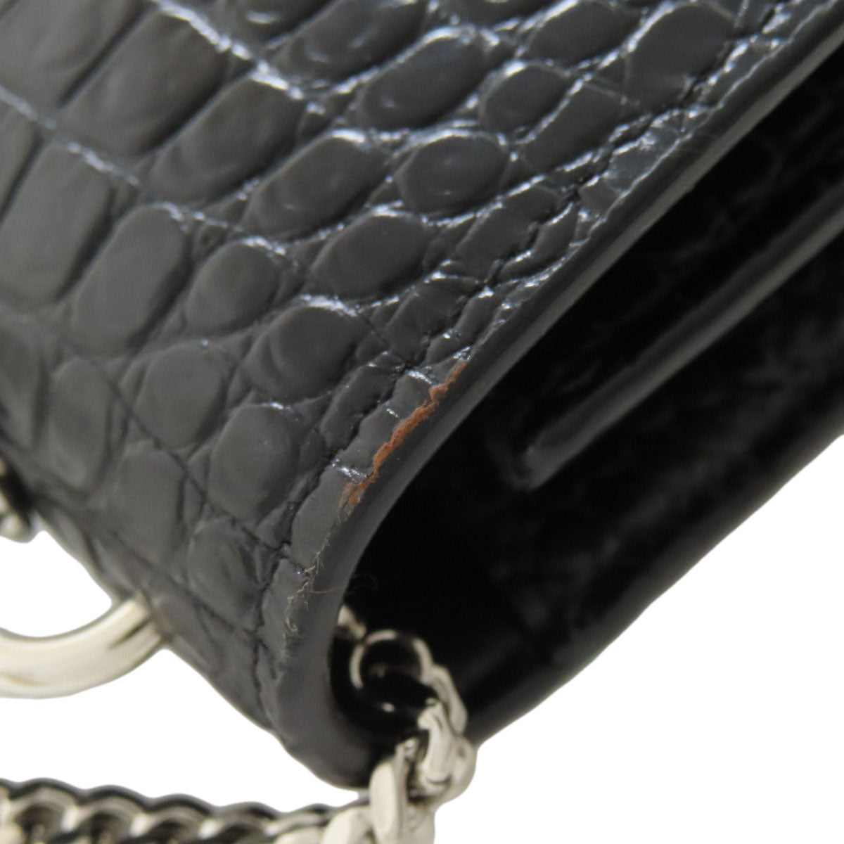 YVES SAINT LAURENT イヴ・サンローラン チェーンウォレット 型押し 長財布（小銭入れあり） カーフ レディース 中古