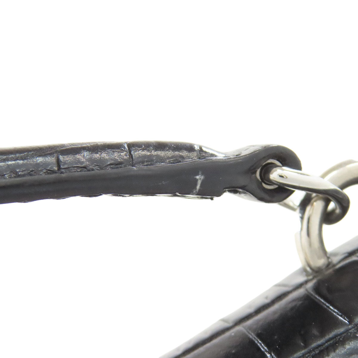 YVES SAINT LAURENT イヴ・サンローラン チェーンウォレット 型押し 長財布（小銭入れあり） カーフ レディース 中古