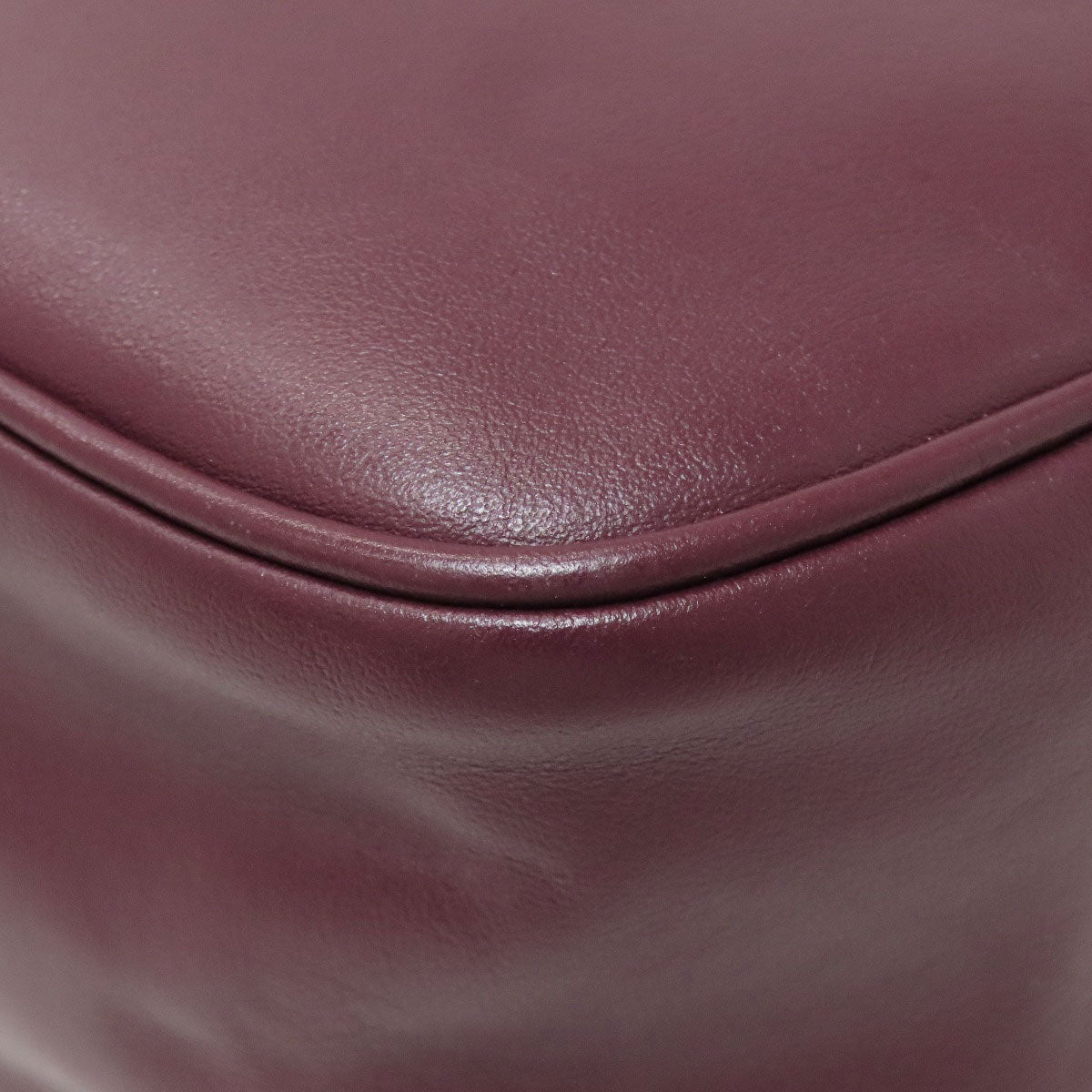 Salvatore Ferragamo サルヴァトーレフェラガモ ガンチーニ金具 ショルダーバッグ レザー レディース 中古