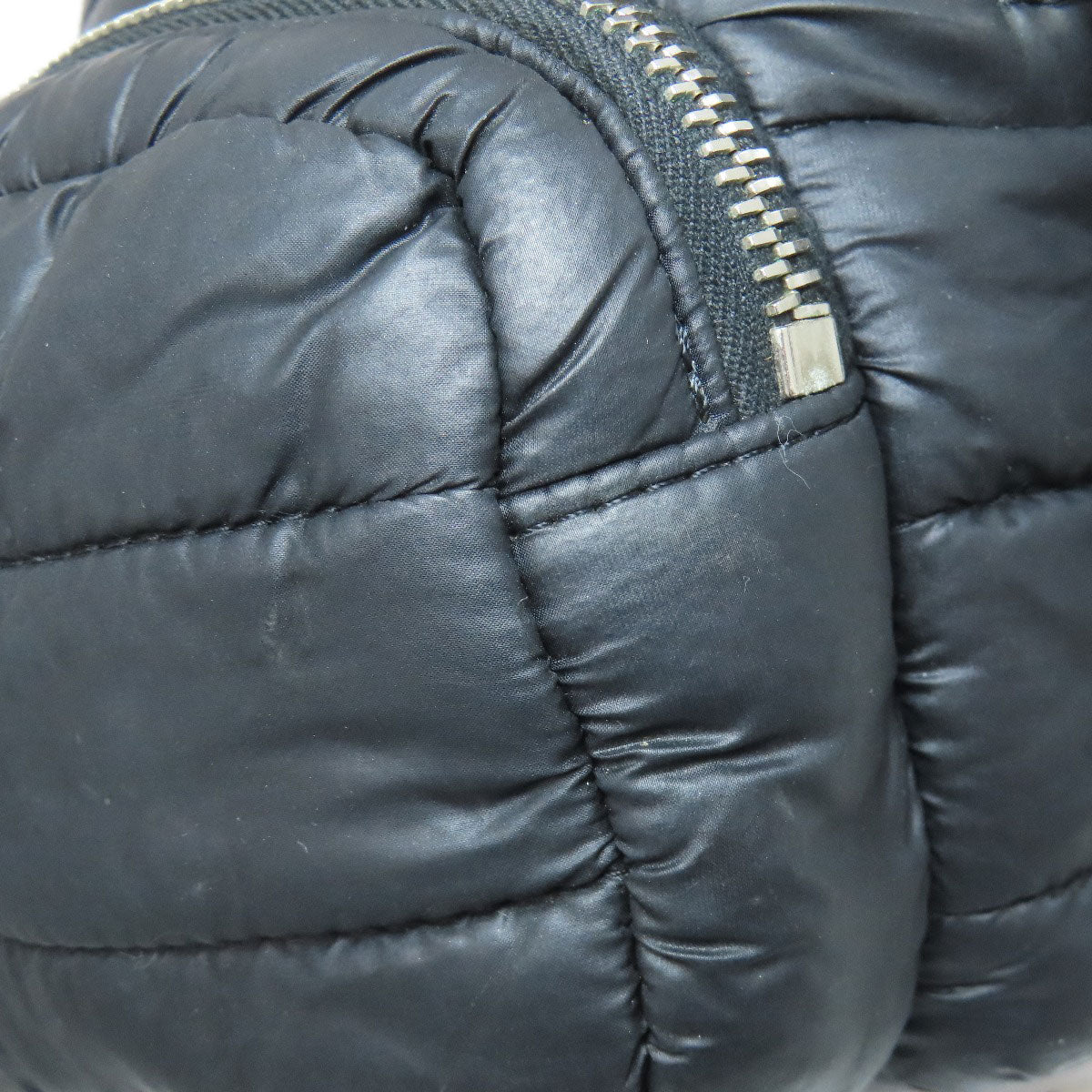 MONCLER モンクレール ロゴ ショルダーバッグ ナイロン レディース 中古