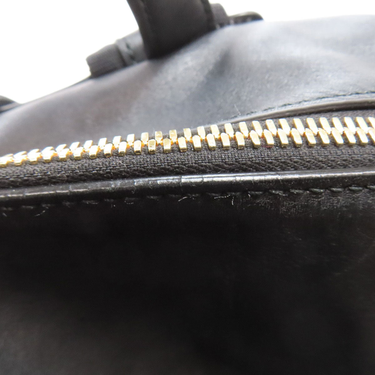 Salvatore Ferragamo サルヴァトーレフェラガモ ロゴ リュック・デイパック レザー レディース 中古