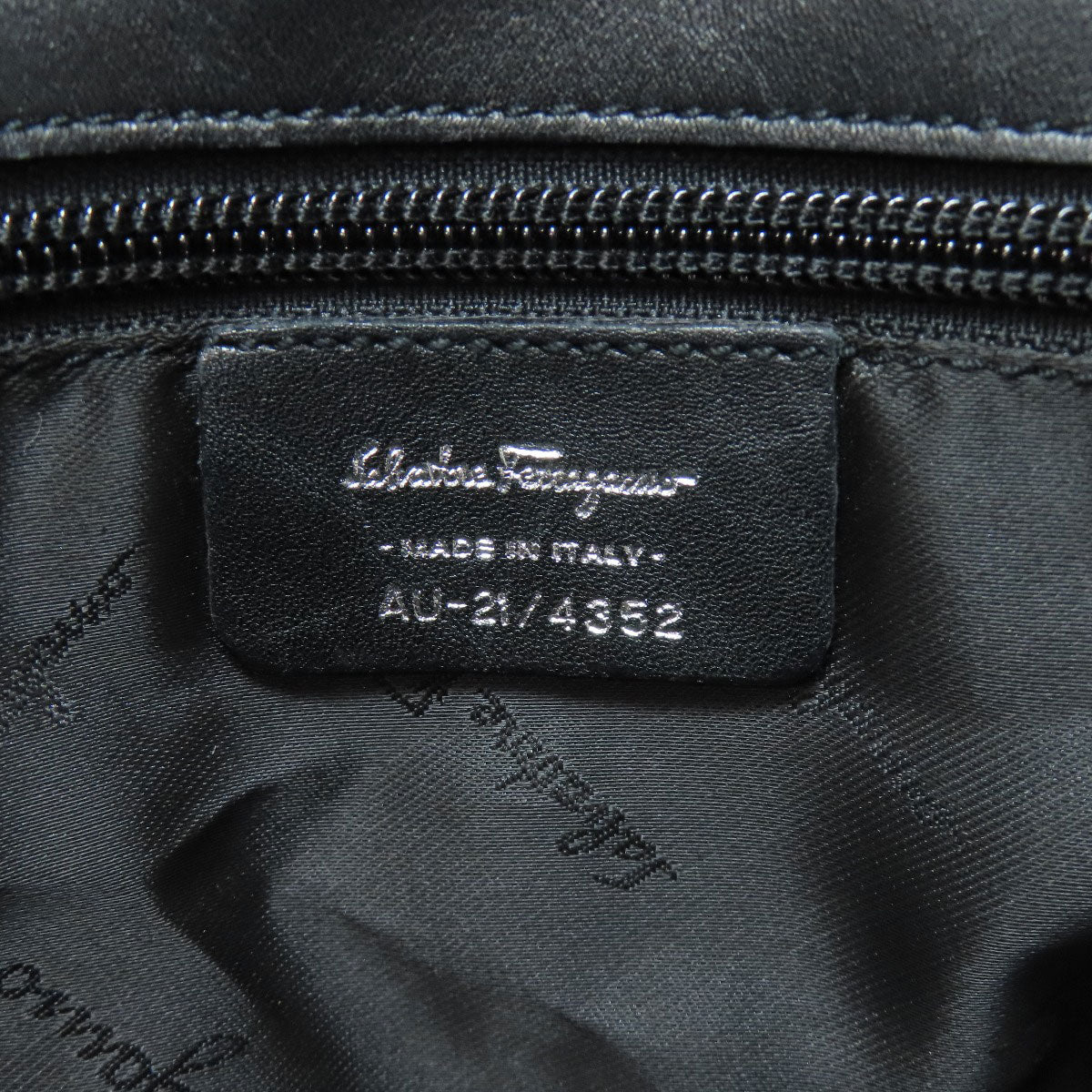 Salvatore Ferragamo サルヴァトーレフェラガモ ロゴ トートバッグ カーフ レディース 中古