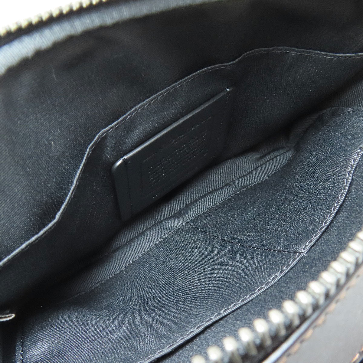 COACH コーチ C4148 グラハム クロスボディ ショルダーバッグ レザー レディース 中古