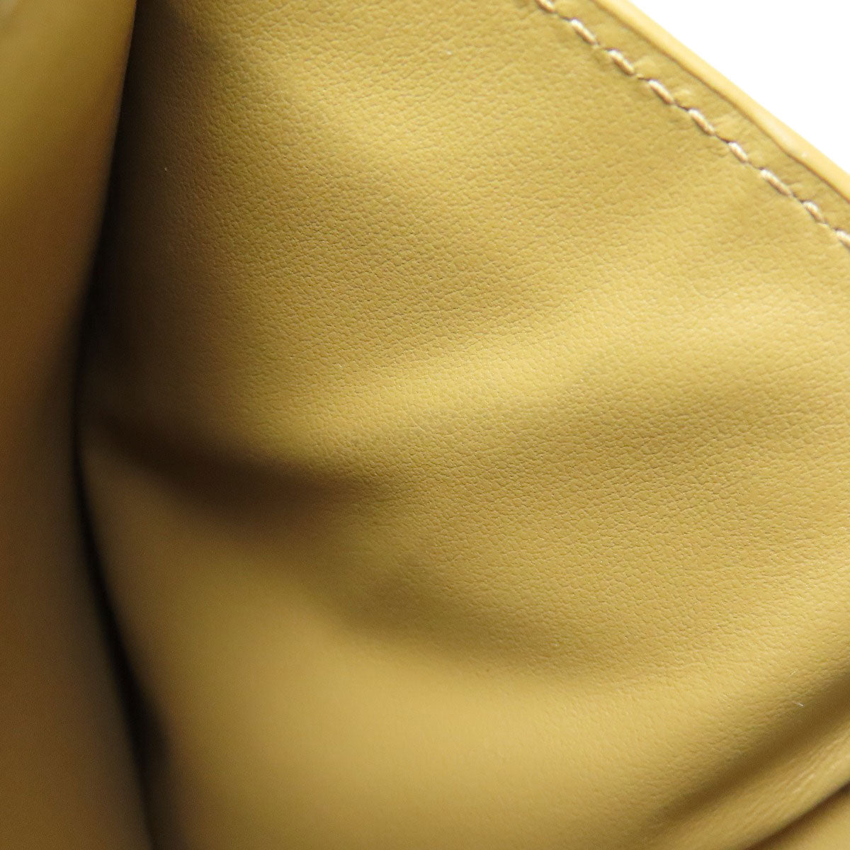 BOTTEGA VENETA ボッテガヴェネタ カセット バイフォールド ウォレット 二つ折り財布（小銭入れあり） カーフ レディース 中古