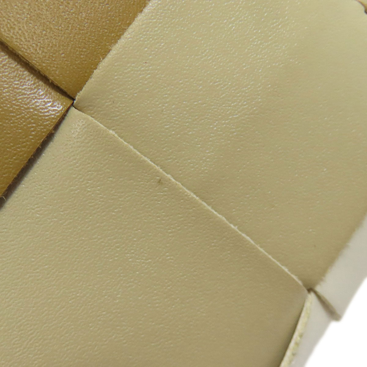 BOTTEGA VENETA ボッテガヴェネタ カセット バイフォールド ウォレット 二つ折り財布（小銭入れあり） カーフ レディース 中古