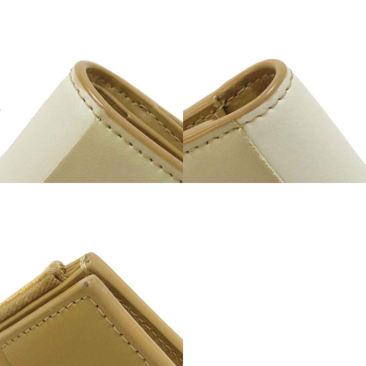 BOTTEGA VENETA ボッテガヴェネタ カセット バイフォールド ウォレット 二つ折り財布（小銭入れあり） カーフ レディース 中古