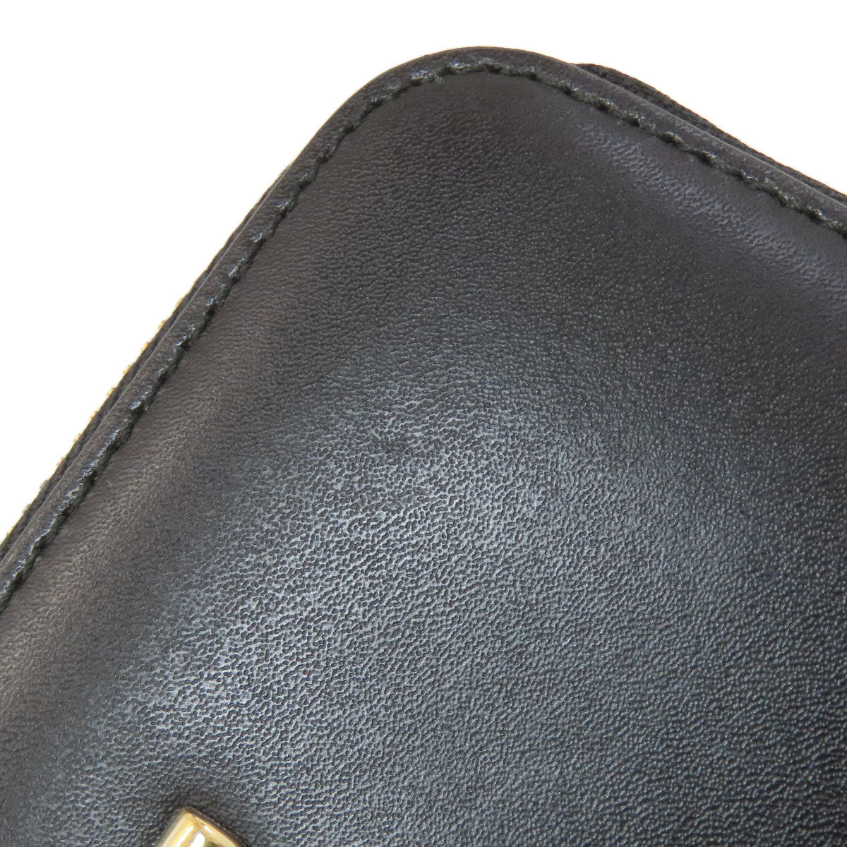Salvatore Ferragamo サルヴァトーレフェラガモ ガンチーニ金具 長財布（小銭入れあり） レザー レディース 中古