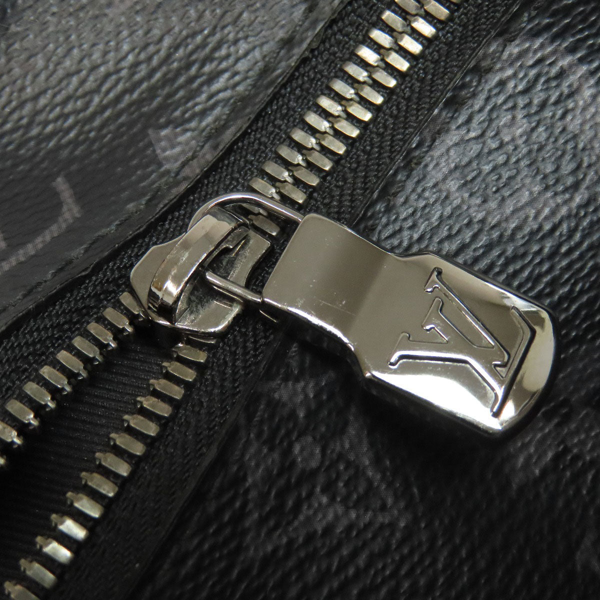 LOUIS VUITTON ルイヴィトン M44733 グランサック ビジネスバッグ モノグラムエクリプス メンズ 中古