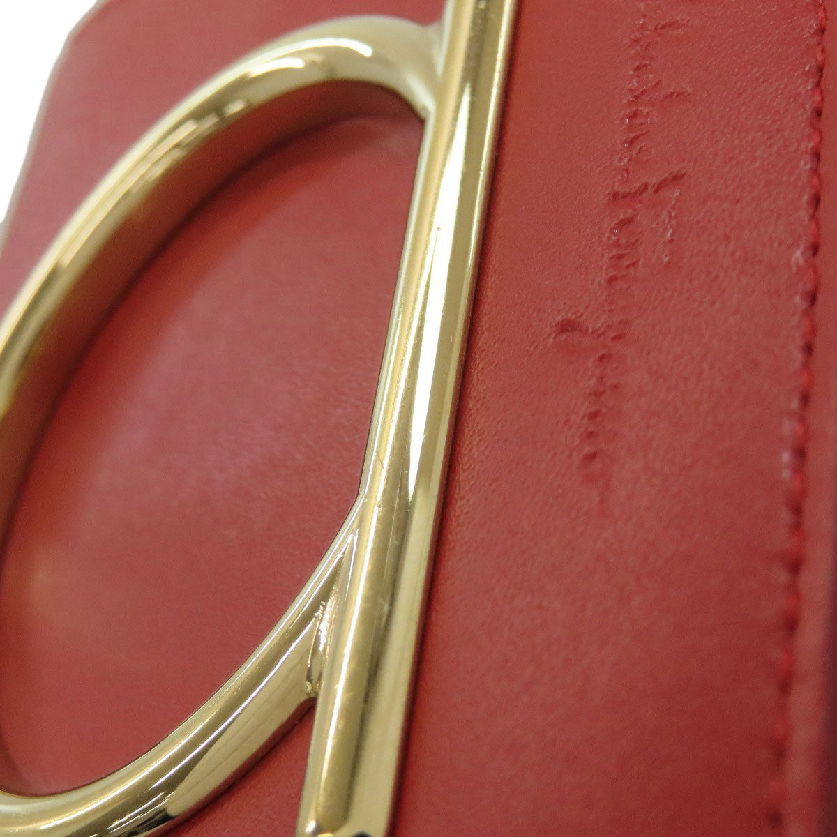 Salvatore Ferragamo サルヴァトーレフェラガモ ガンチーニ金具 二つ折り財布（小銭入れあり） レザー レディース 中古