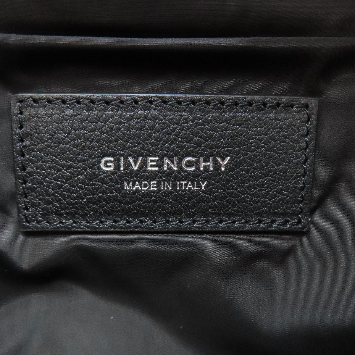 GIVENCHY ジバンシー ロゴ ボディバッグ ナイロン レディース 中古