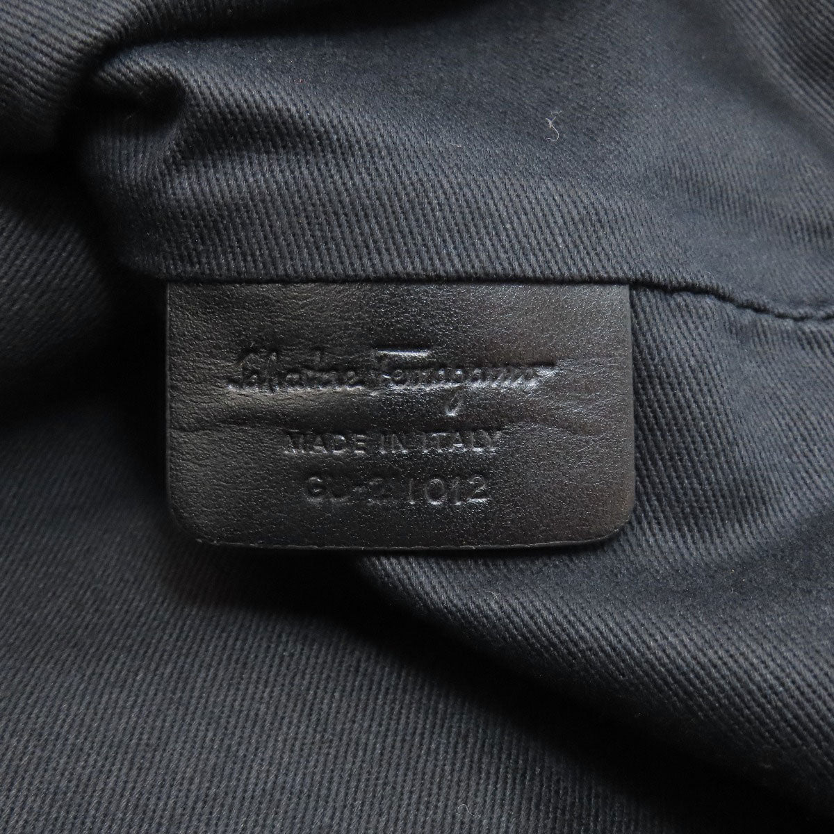 Salvatore Ferragamo サルヴァトーレフェラガモ フラワー ガンチーニモチーフ トートバッグ ナイロン レディース 中古