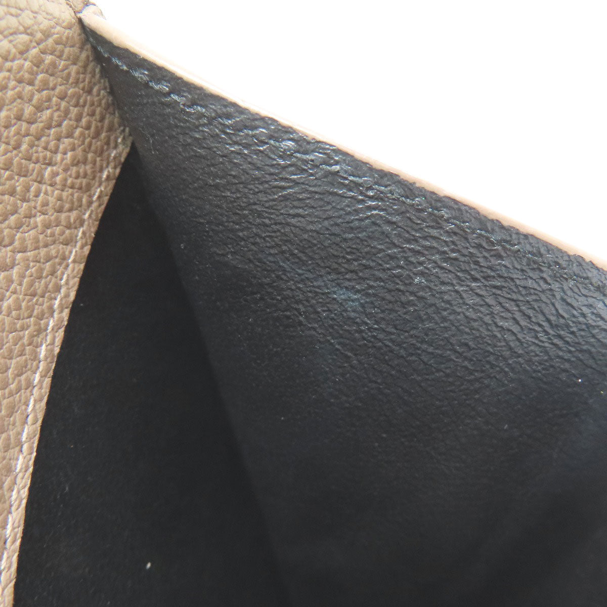 YVES SAINT LAURENT イヴ・サンローラン カサンドラ 二つ折り財布（小銭入れあり） レザー レディース 中古