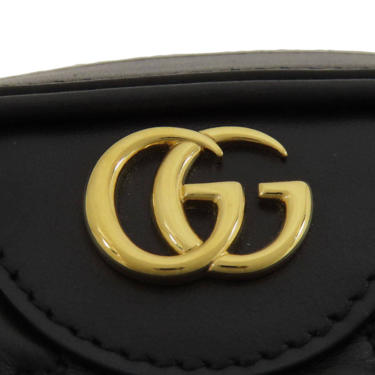 GUCCI グッチ 702234 GGマトラッセ ショルダーバッグ カーフ レディース 中古