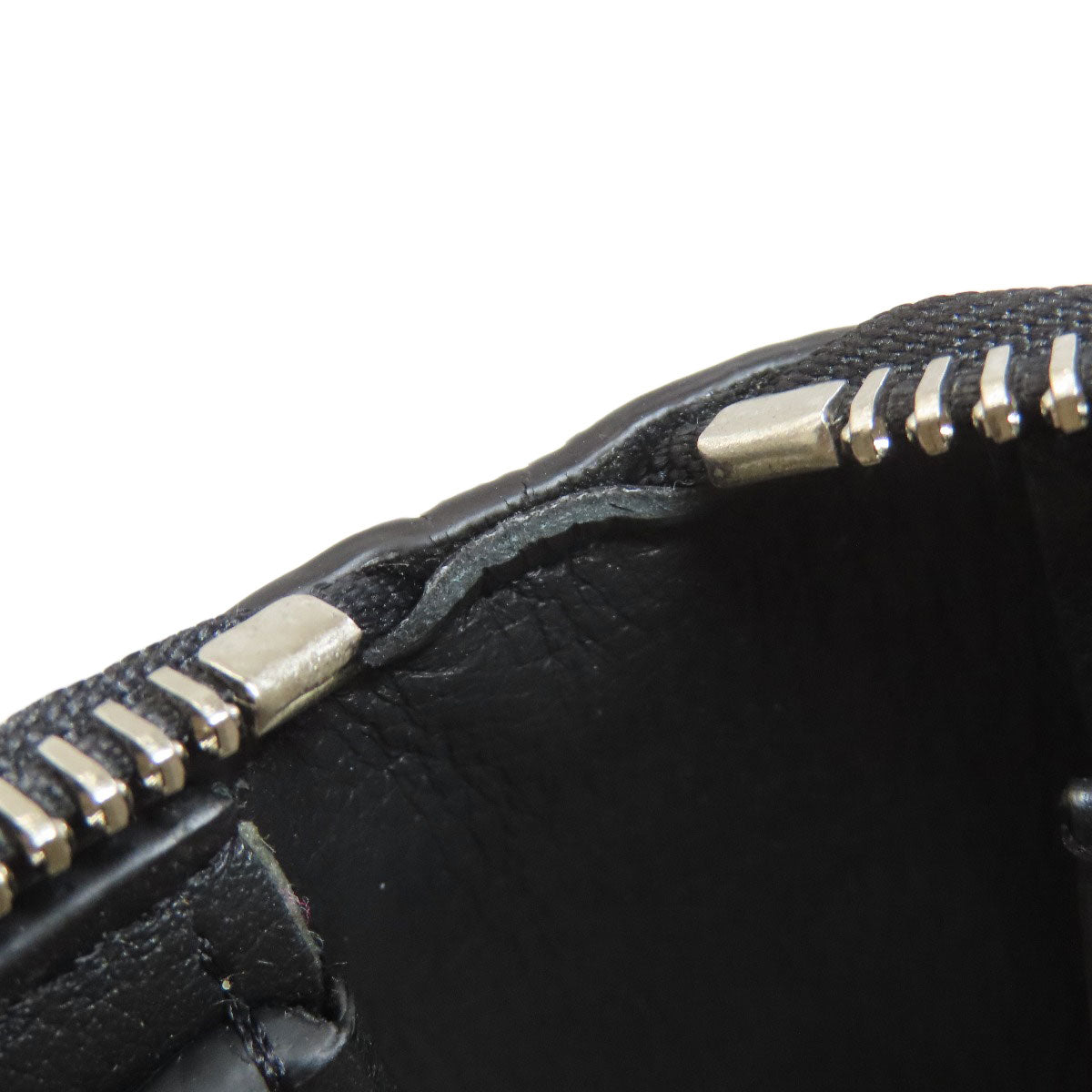 LOUIS VUITTON ルイヴィトン M58412 ジッピー・ウォレット ヴェルティカル 長財布（小銭入れあり） トリヨン レディース 中古