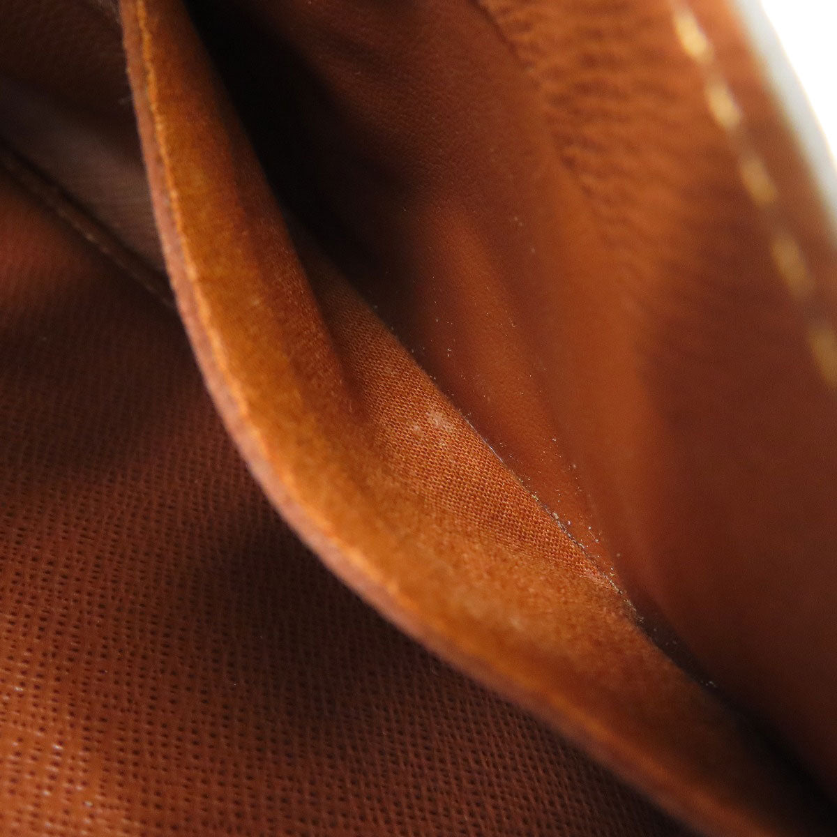 LOUIS VUITTON ルイヴィトン M60531 ポルトフォイユ・サラ 長財布（小銭入れあり） モノグラムキャンバス レディース 中古