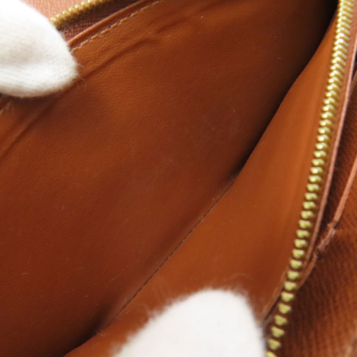 LOUIS VUITTON ルイヴィトン M60531 ポルトフォイユ・サラ 長財布（小銭入れあり） モノグラムキャンバス レディース 中古