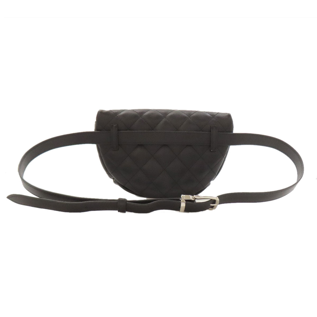 CHANEL シャネル マトラッセ シルバー金具 ヒップバッグ・ウエストバッグ ラムスキン レディース 中古