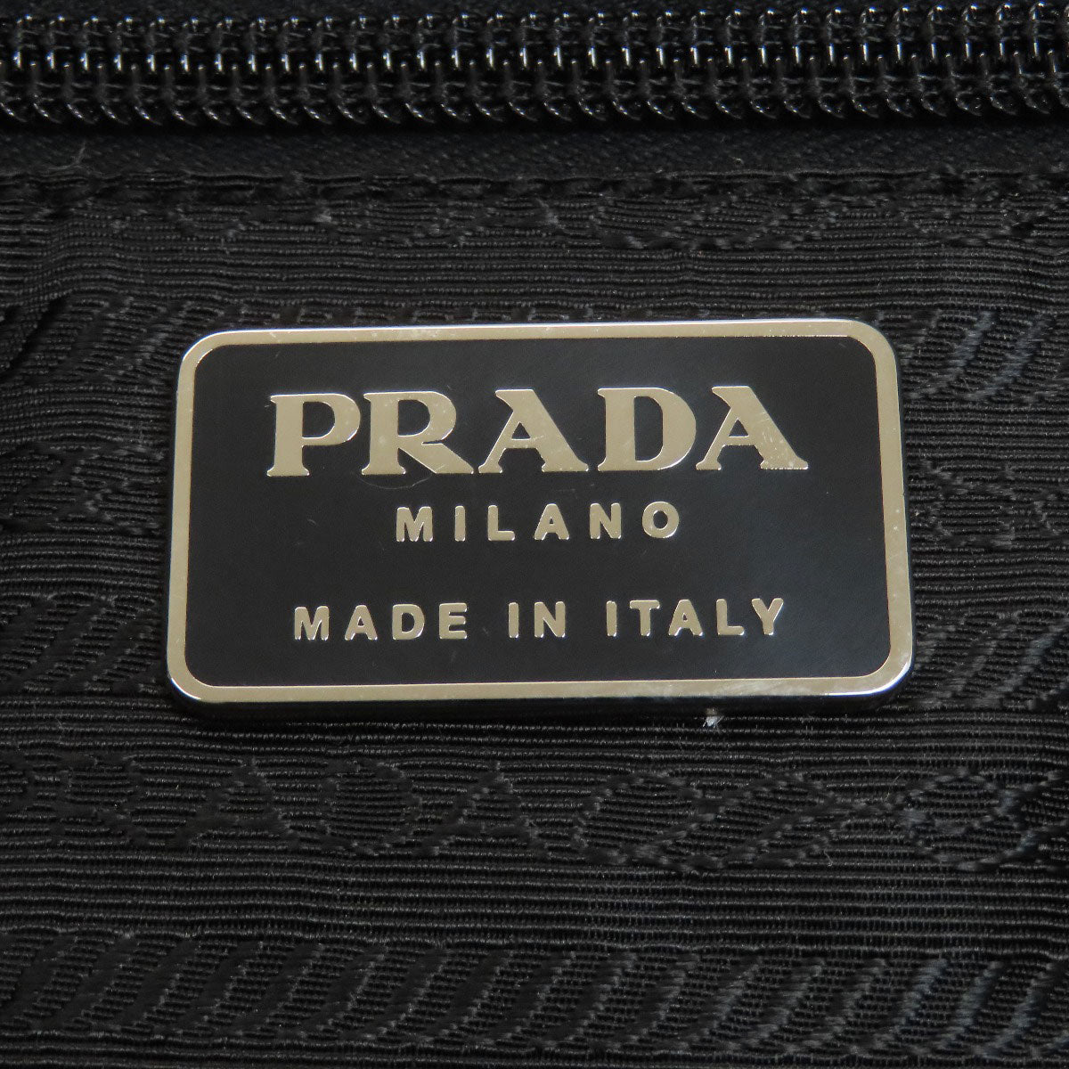 PRADA プラダ ロゴ金具 ハンドバッグ ナイロン レディース 中古