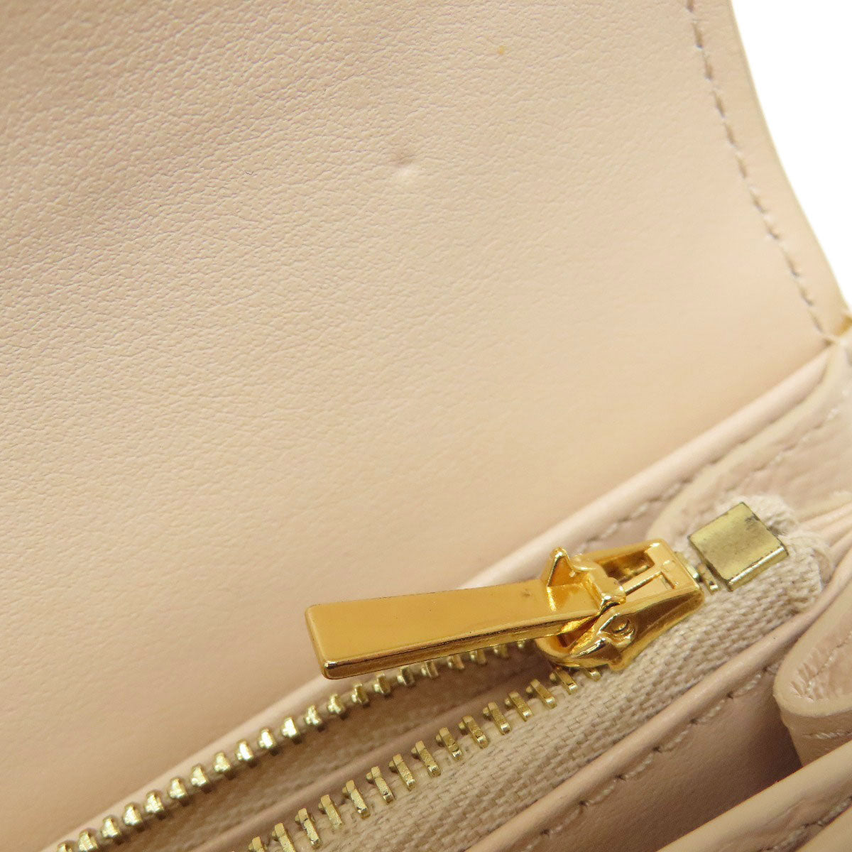 CELINE セリーヌ ロゴ 長財布（小銭入れあり） レザー レディース 中古
