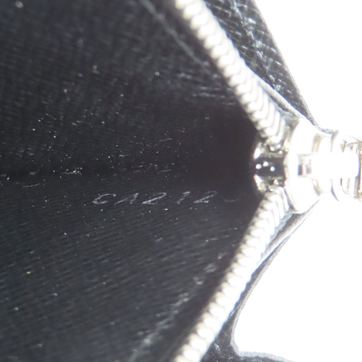 LOUIS VUITTON ルイヴィトン M63742 ポルトフォイユ・サラ 長財布（小銭入れあり） エピ レディース 中古