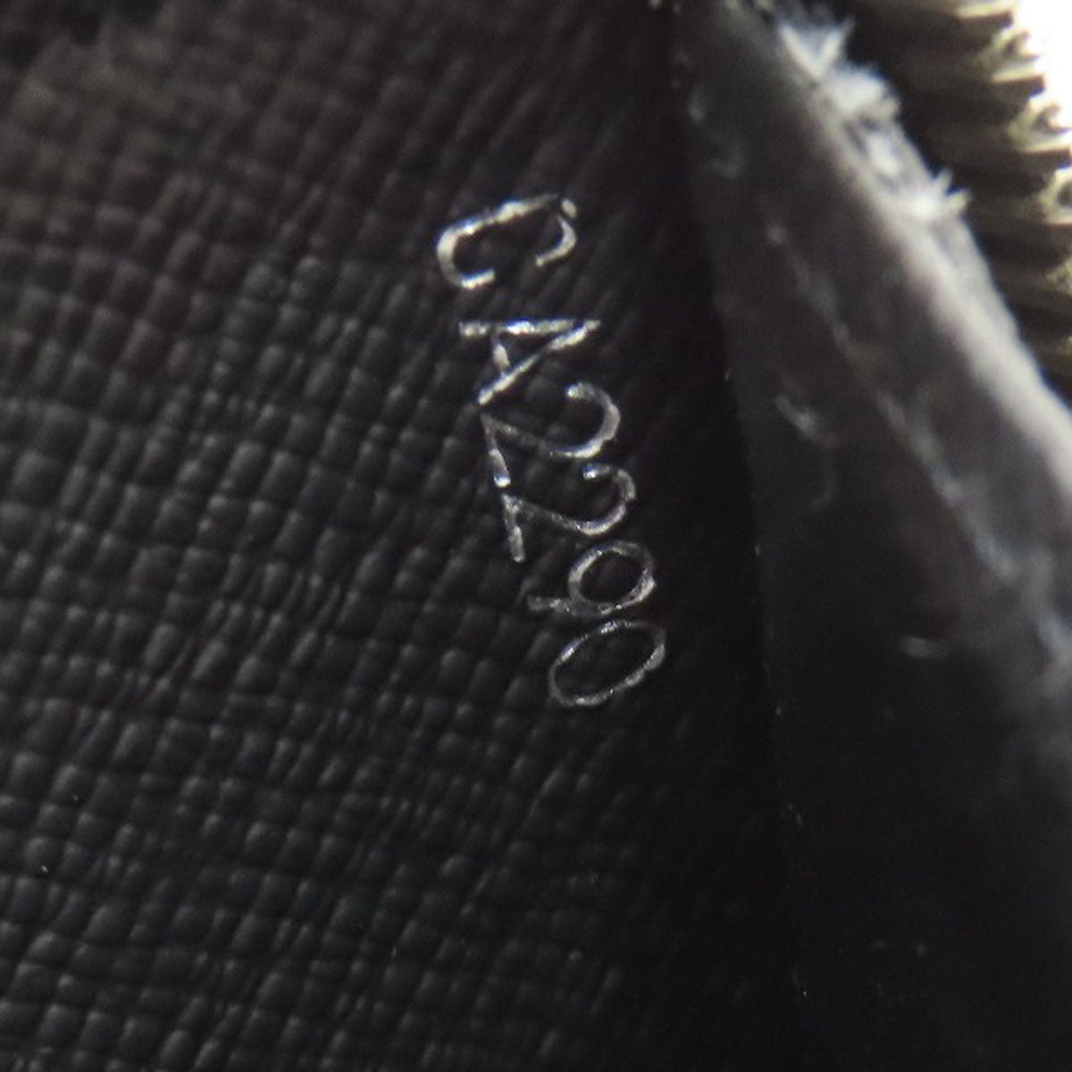 LOUIS VUITTON ルイヴィトン M69409 ジッピー・ドラゴンヌ 長財布（小銭入れあり） タイガレザー レディース 中古