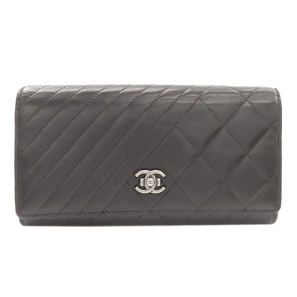CHANEL シャネル シェブロン マトラッセ シルバー金具 長財布（小銭入れあり） カーフ レディース 中古
