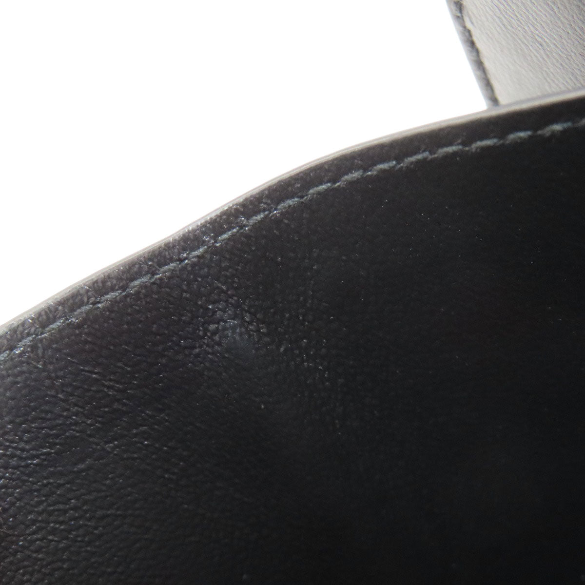 BALENCIAGA バレンシアガ コンパクトウォレット ロゴ 二つ折り財布（小銭入れあり） レザー レディース 中古