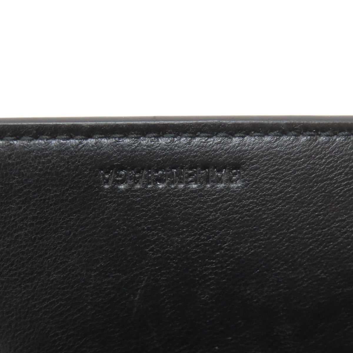 BALENCIAGA バレンシアガ コンパクトウォレット ロゴ 二つ折り財布（小銭入れあり） レザー レディース 中古