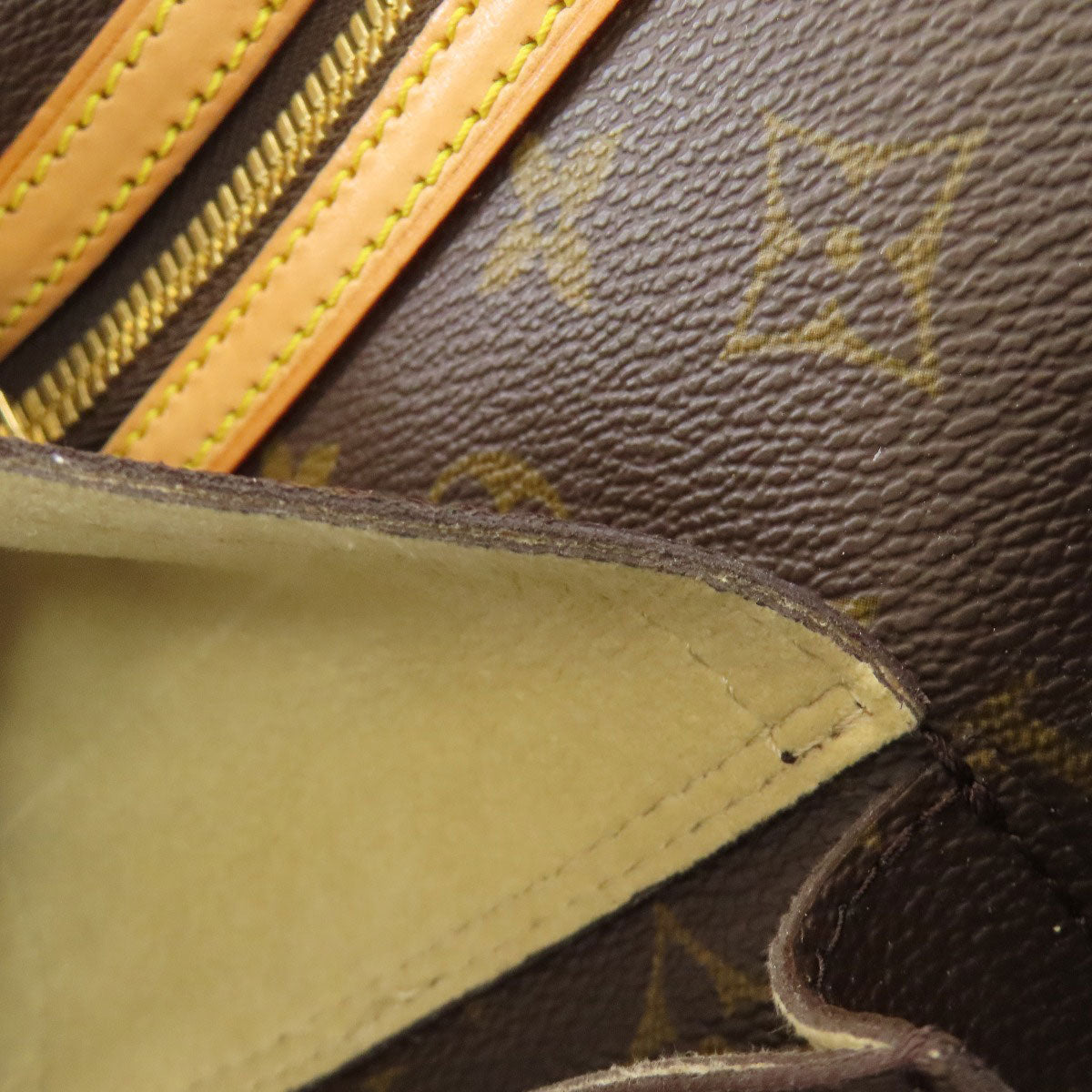 LOUIS VUITTON ルイヴィトン M40045 ハドソンGM ショルダーバッグ モノグラムキャンバス レディース 中古