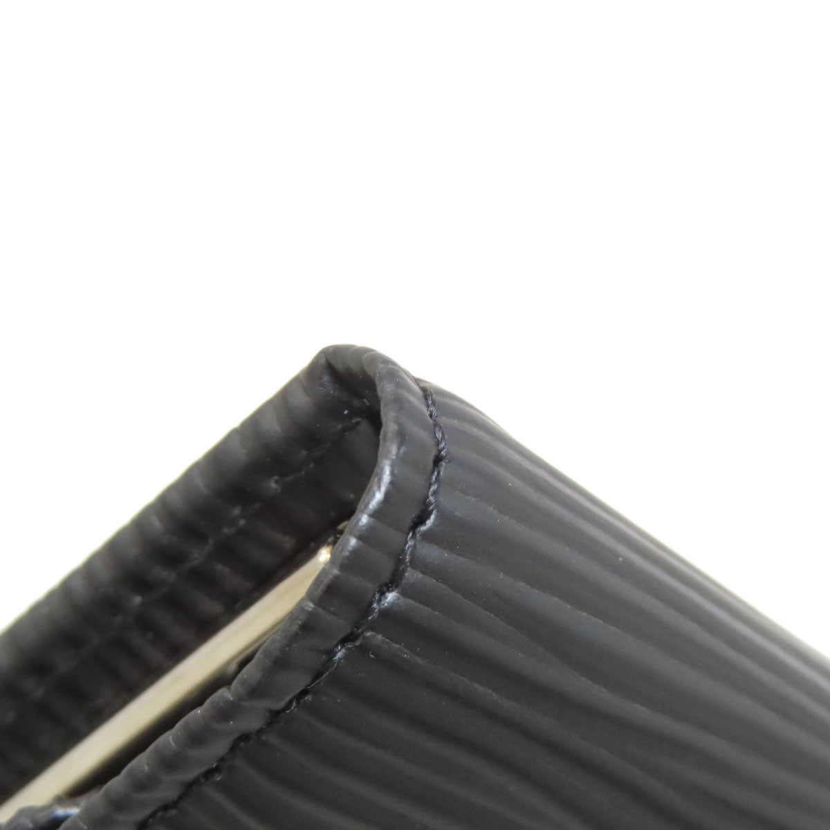 LOUIS VUITTON ルイヴィトン M63812 ミュルティクレ6 キーケース エピ レディース 中古