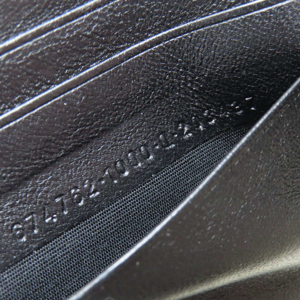 BALENCIAGA バレンシアガ 674762 ロゴ金具 二つ折り財布（小銭入れあり） レザー レディース 中古