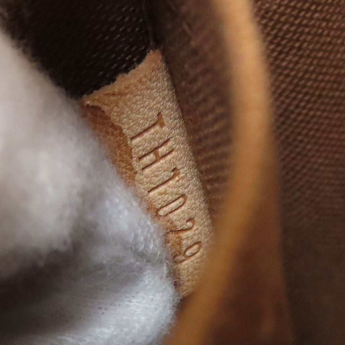 LOUIS VUITTON ルイヴィトン M42250 ソローニュ ショルダーバッグ モノグラムキャンバス レディース 中古