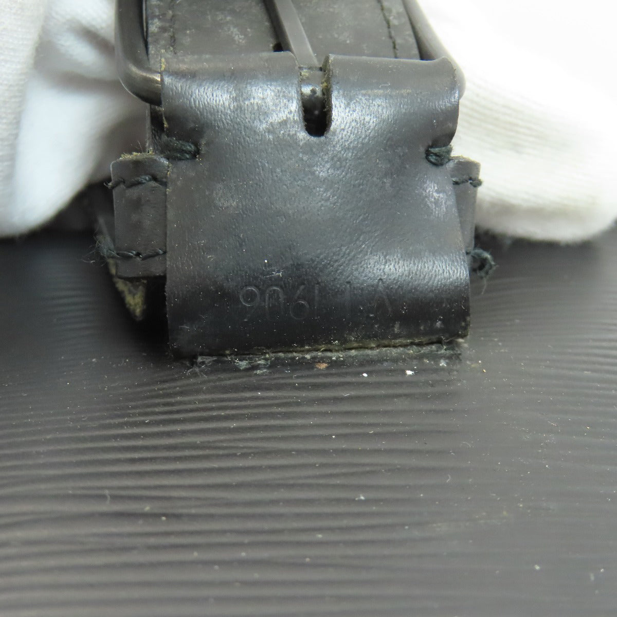 LOUIS VUITTON ルイヴィトン M80153 サック・アド ショルダーバッグ エピ レディース 中古