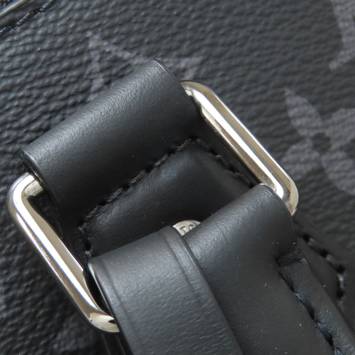 LOUIS VUITTON ルイヴィトン M46456 サックプラ・クロス ハンドバッグ モノグラムエクリプス メンズ 中古