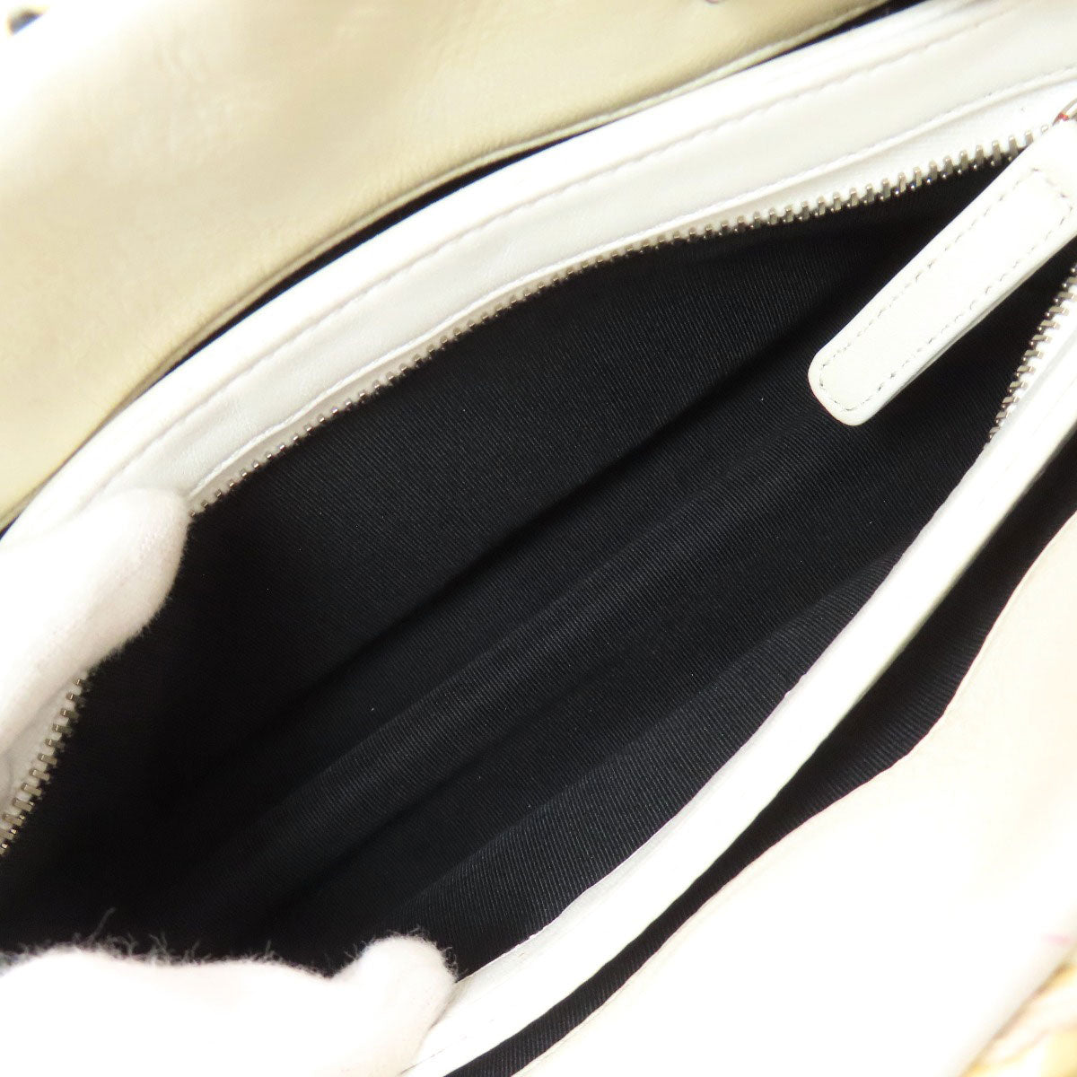 CHANEL シャネル マドモアゼル ボーリングバッグ シルバー金具 ショルダーバッグ エナメル レディース 中古