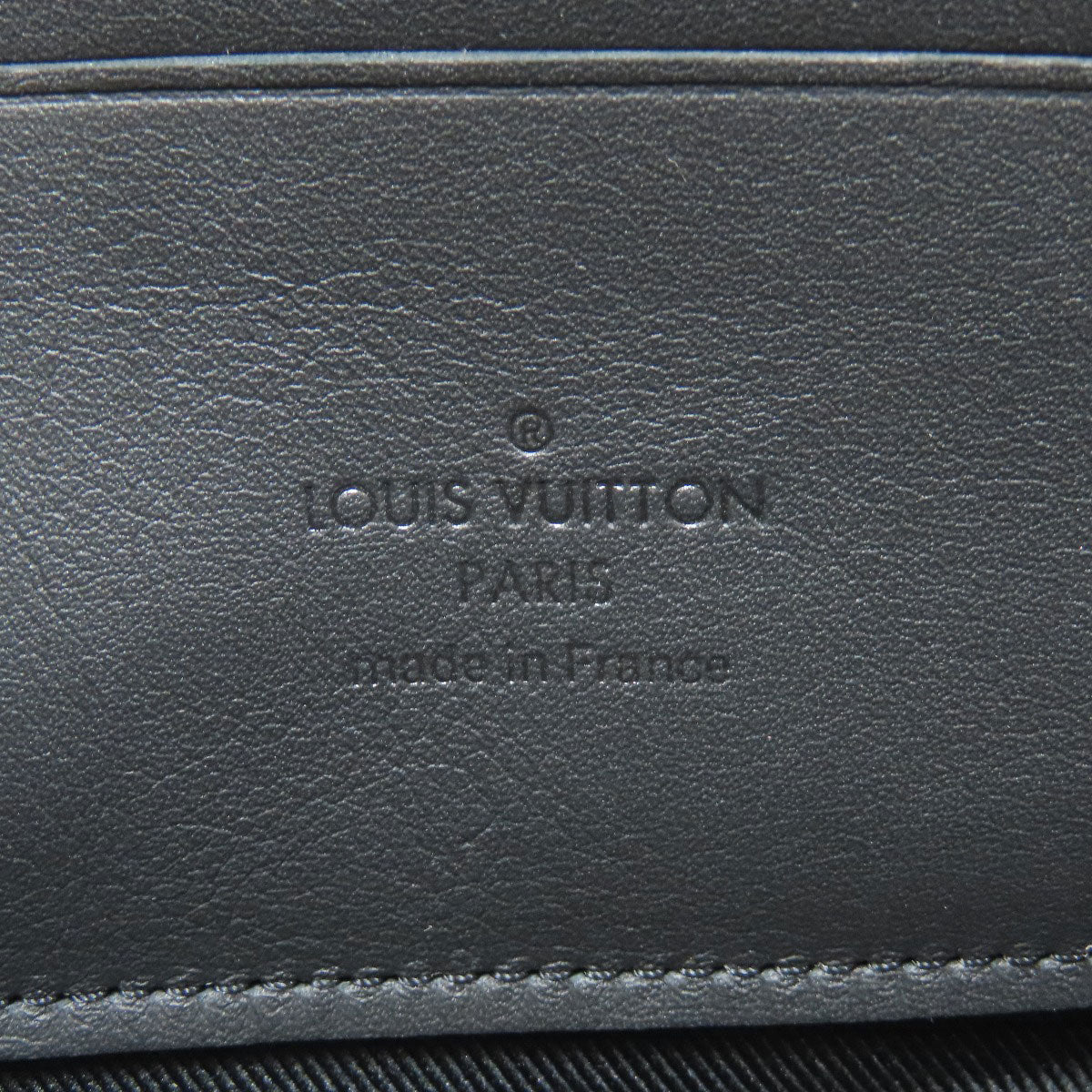 LOUIS VUITTON ルイヴィトン M59161 アルファ・ウェアラブル ウォレット アエログラム ショルダーバッグ トリヨン メンズ 中古