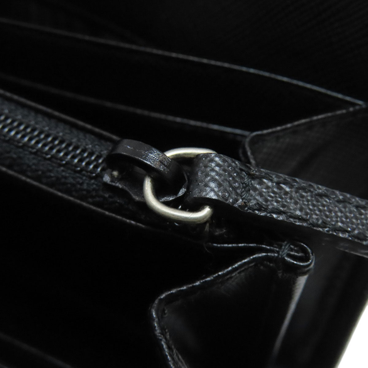 PRADA プラダ M506 ロゴ金具 長財布（小銭入れあり） ナイロン レディース 中古