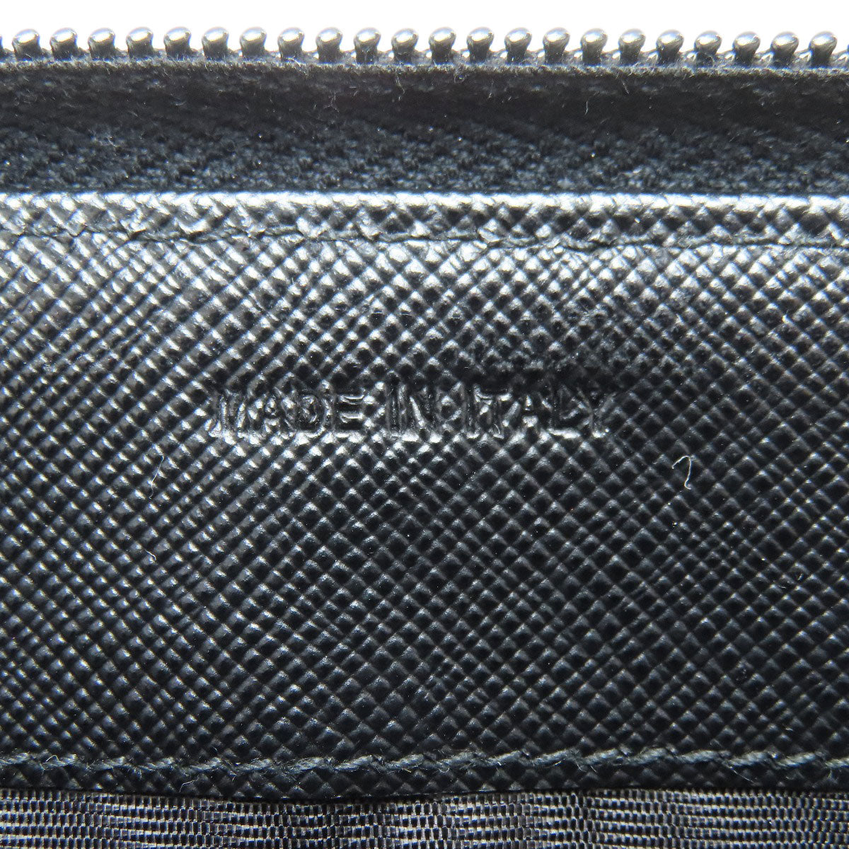 PRADA プラダ M506 ロゴ金具 長財布（小銭入れあり） ナイロン レディース 中古