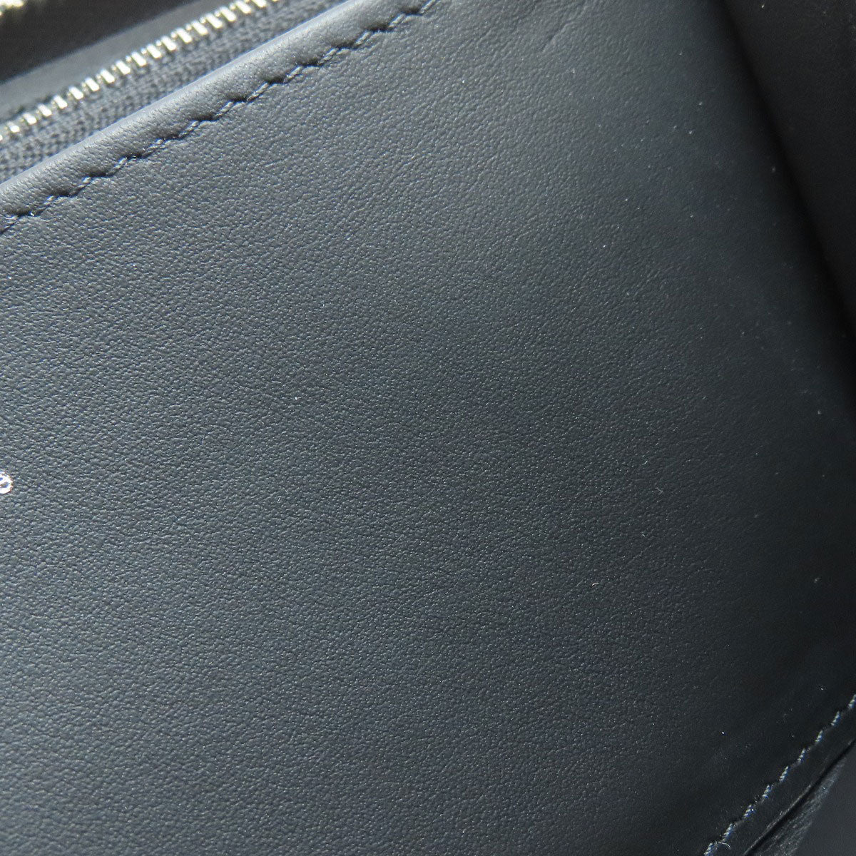 LOUIS VUITTON ルイヴィトン M61867 ジッピー・ウォレット 長財布（小銭入れあり） マヒナレザー レディース 中古