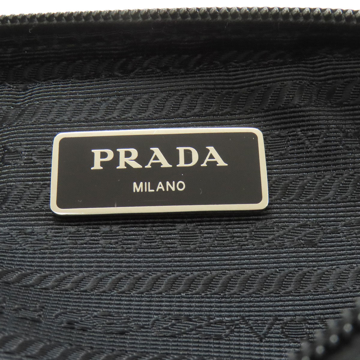PRADA プラダ ロゴ金具 ヒップバッグ・ウエストバッグ ナイロン レディース 中古